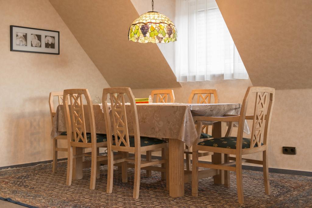 Ferienwohnung Burg Eltz Treis-Karden Bilik gambar